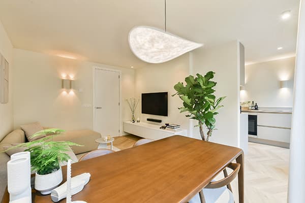Overzicht woonkamer en keuken binnenkijker Amsterdam