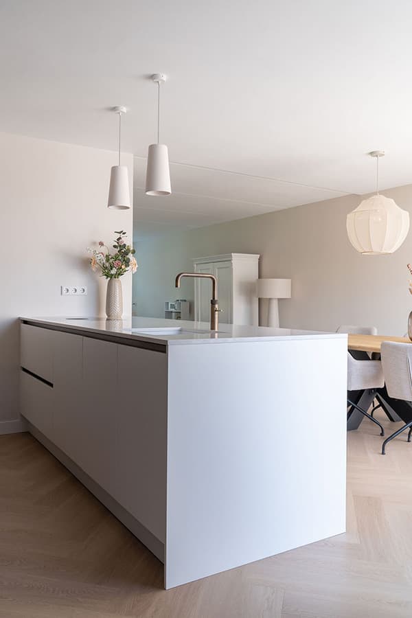 Kookeiland licht modern