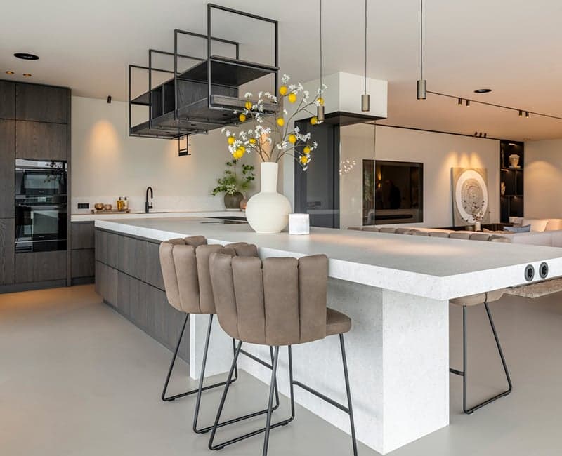 Moderne-keuken-kookeiland-met-bar.jpg