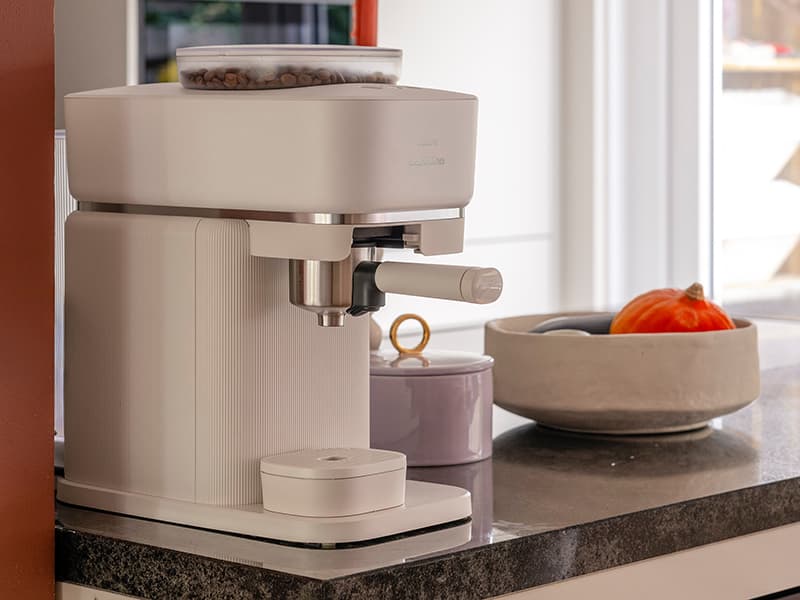 Koffiezetapparaat-in-keuken.