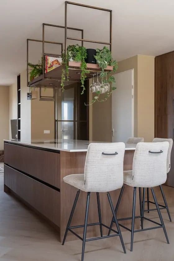 Binnenkijken-in-Zwolle-houten-keuken