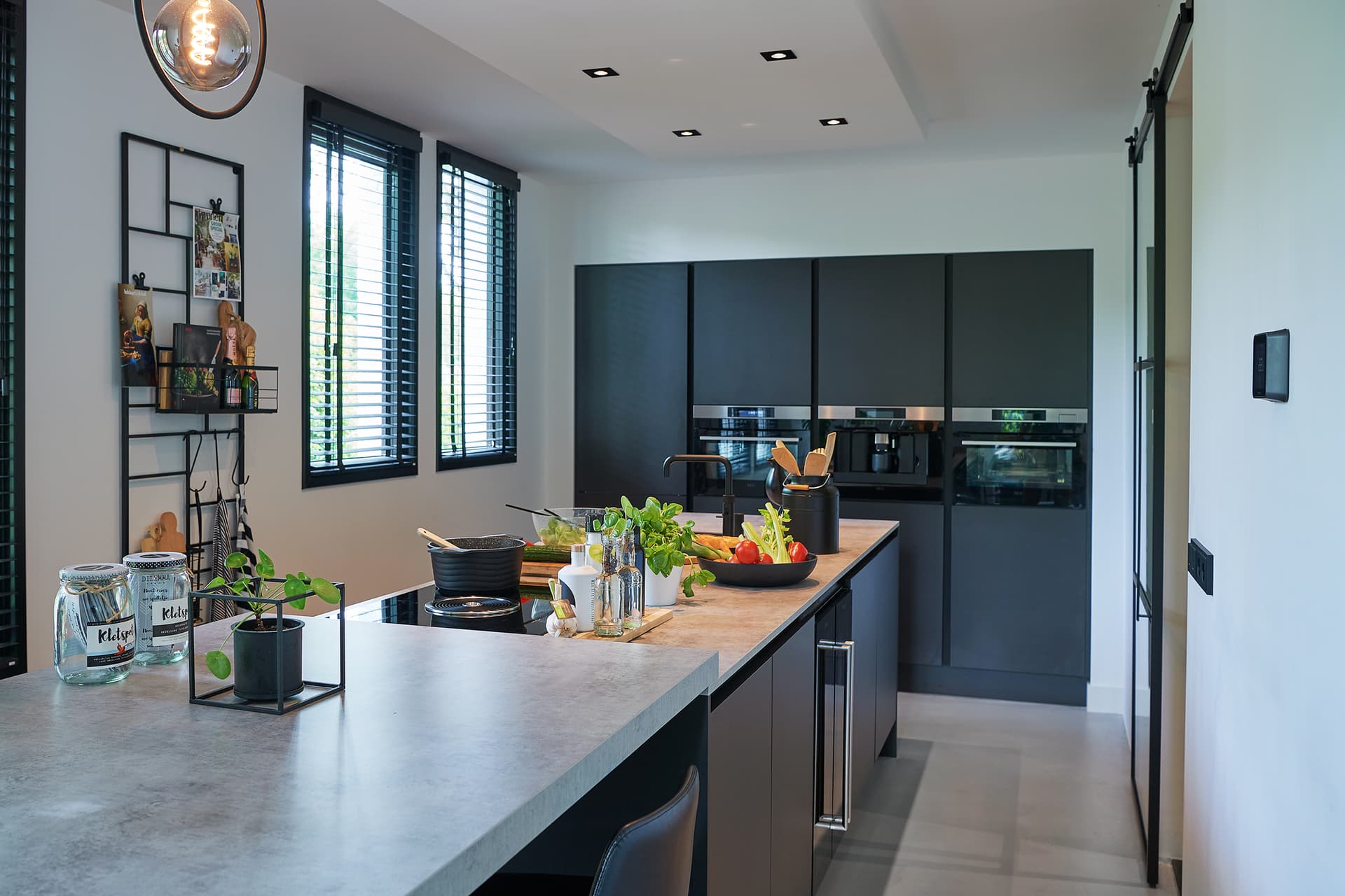 Eilandkeuken met bar