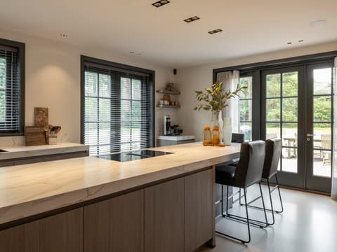 05 Designa Wolffenbuttel Huizen DeniseZwijnenPhotography .jpg Koffiecorner in de keuken