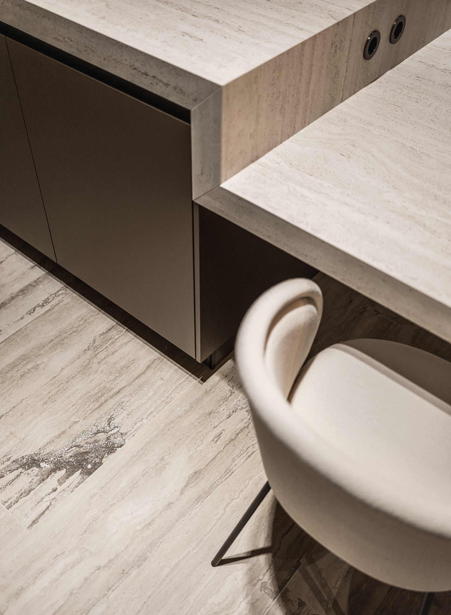 _PBF8701.jpg Dekton werkblad doorlopend in eettafel